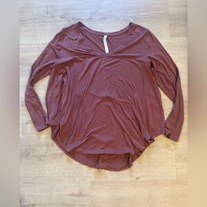 Lululemon Women’s Loose Fitting Oversized Long Sleeve Shirt Rust Color Size 10
